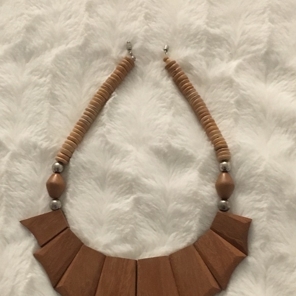 Exclusive handcrafted necklace 🌴🌴🌴🌴🌴 - Picture 2 of 6